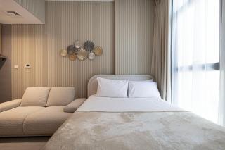 Special Edition 50th anniversary Studio by BCH - - 3