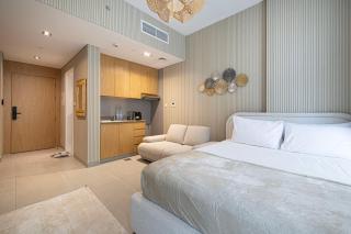 Special Edition 50th anniversary Studio by BCH - - 6