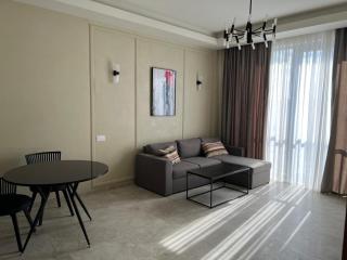 Sofia Grand - 3