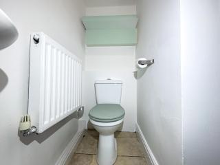 BauHaus 4 Bedroom House By AltoLuxoExperience Short Lets & Serviced Accommodation With Free Parking - Bristol - 7