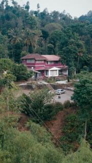 Vintage Coffee Estate 3 Bedrooms 1 Cottage - Wayanad - 9