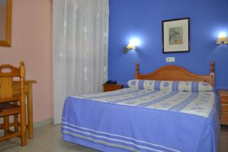 Hostal Al-Qazeres - Cáceres - 8
