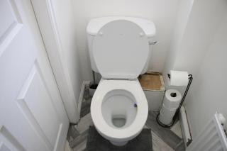 3 Bedroom House Close to City Centre Free Parking - 3