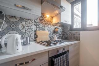 Old Catania Terrace 2 - 6