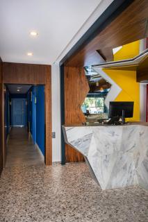 Lucky Monkey Midi Hotel - 8