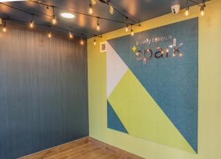 Spark by Hilton Sterling Dulles Airport - 5