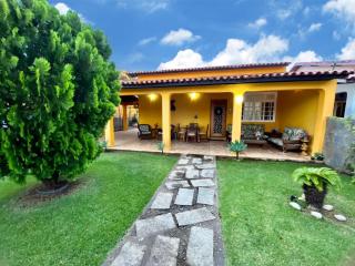 Casa em cond com área lazer completa, 2 suítes, 1 quarto, piscina privada, churrasqueira, garagem, academia, salão jogos, parquinho, quadras, deck, acesso à lagoa - São Pedro da Aldeia - 8