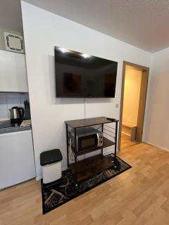 Wohnung mit Küche Balkon Parkplatz in der Nähe von Heidelberg - Dossenheim - 2
