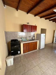 Casa para 10 personas a 6 cuadras de la playa principal - 4