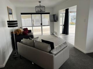 Shell's Beachfront BnB - Napier - 3