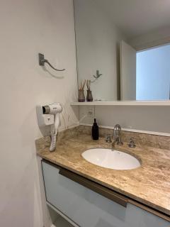 Cobertura com dois quartos em frente ao Einstein e Estádio do MorumBis minima 3 diarias - 2