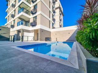 Apartamento ampla sacada vista mar e piscina em Matinhos PR - Matinhos - 0