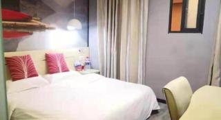 Thank Hotel Guizhou Longli County Lanban Street Pedestrian Street - 2