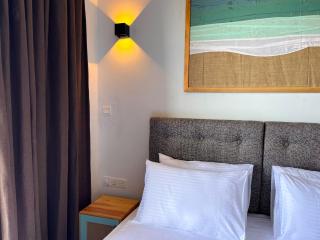 Moi Induruwa by DBI - 5