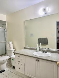 Rr11 Private Bathroom Two Queen Bed - 2