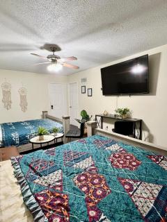 Rr11 Private Bathroom Two Queen Bed - 7