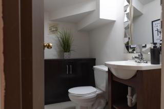 Refugio Elegante y Equipado en Zona Dorada - 3