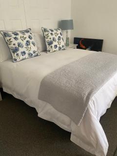 Silver Linings Cottage - 1