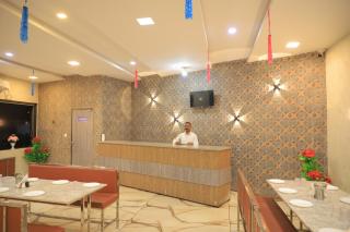 Neelkanth Hotel and Restaurant - 4