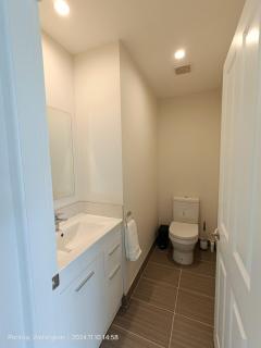 Waterview Spacious Bliss - 2 Beds - 1