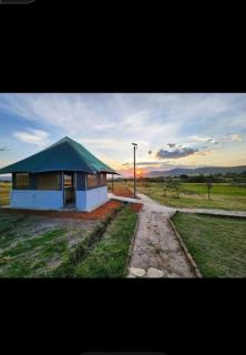 Maasai home stay - Ololaimutiek - 1