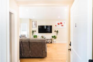 60-1 4BR Boston - Cozy New Apt near Park Zoo - Boston - 1