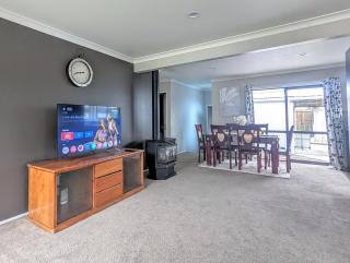 cosy 4BR, minutes to City center and Redwood - Rotorua - 8