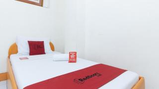 RedDoorz @ Malibu Room BF International Las Pinas - Manila - 4