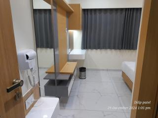 Hotel shivalik inn - Ahmedabad - 1