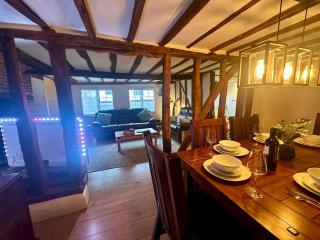 Pass the Keys Fabulous 2 Bed Grade II listed cottage - Colchester - 8