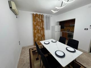 Amber Sunshine Apartment - Tirana - 1