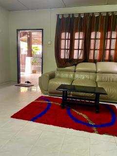 Hj Hassan Guest House Bungalow A - Kuala Terengganu - 4