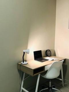 Alice Place -Wi-Fi- Back Up Power- Pool & Cinema & More - Joanesburgo - 3