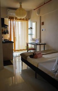 Room Dawn 12th floor Pvt studio w Balcony & Wifi - Pune - 0