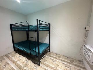Du Yrenea Bungalow inn, ecoland, near sm - Davao - 8