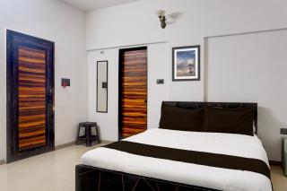 Hotel O Lotus And Guest House - Pune - 4