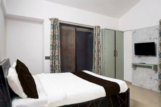 Hotel O Lotus And Guest House - Pune - 7