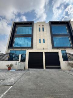 Luxurious 6BR Fully Furnished Villa for short-term Rent Abu Dhabi ! - 0