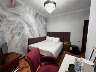 Luxurious - 5