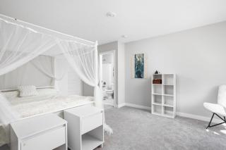 Modern 5 BR -Cul-de-sac -Hot Tub -Ping Pong - 3