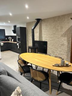 Maison Neuve - - 8