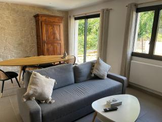 Maison Neuve - - 1