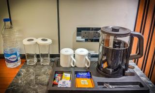 Hotel NOAH SPIRE - Agartala - 6