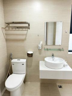 Hue Charm Apartment with Pool and Gym - 2