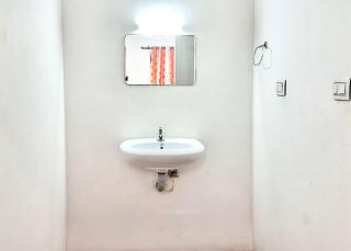 Kamlas marari beach home stay - Alleppey - 4