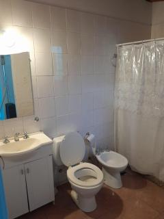 Departamento 3 o 4 personas , amueblado - San Carlos de Bolívar - 9