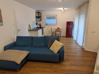 Modernes 1- Zimmer- Apartment am Fuße des Hohenstaufen - Göppingen - 2