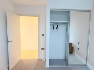 Bright 2-Bed Flat Near Hanger Lane & Park Royal - Londra - 1
