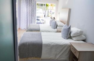 Darosan Guesthouse - Newcastle - 4