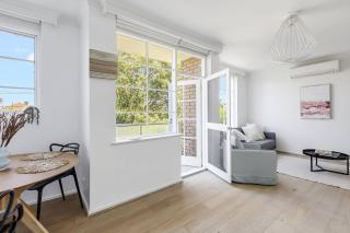 Golden Alma - A Radiant Escape between City & Sand - 5